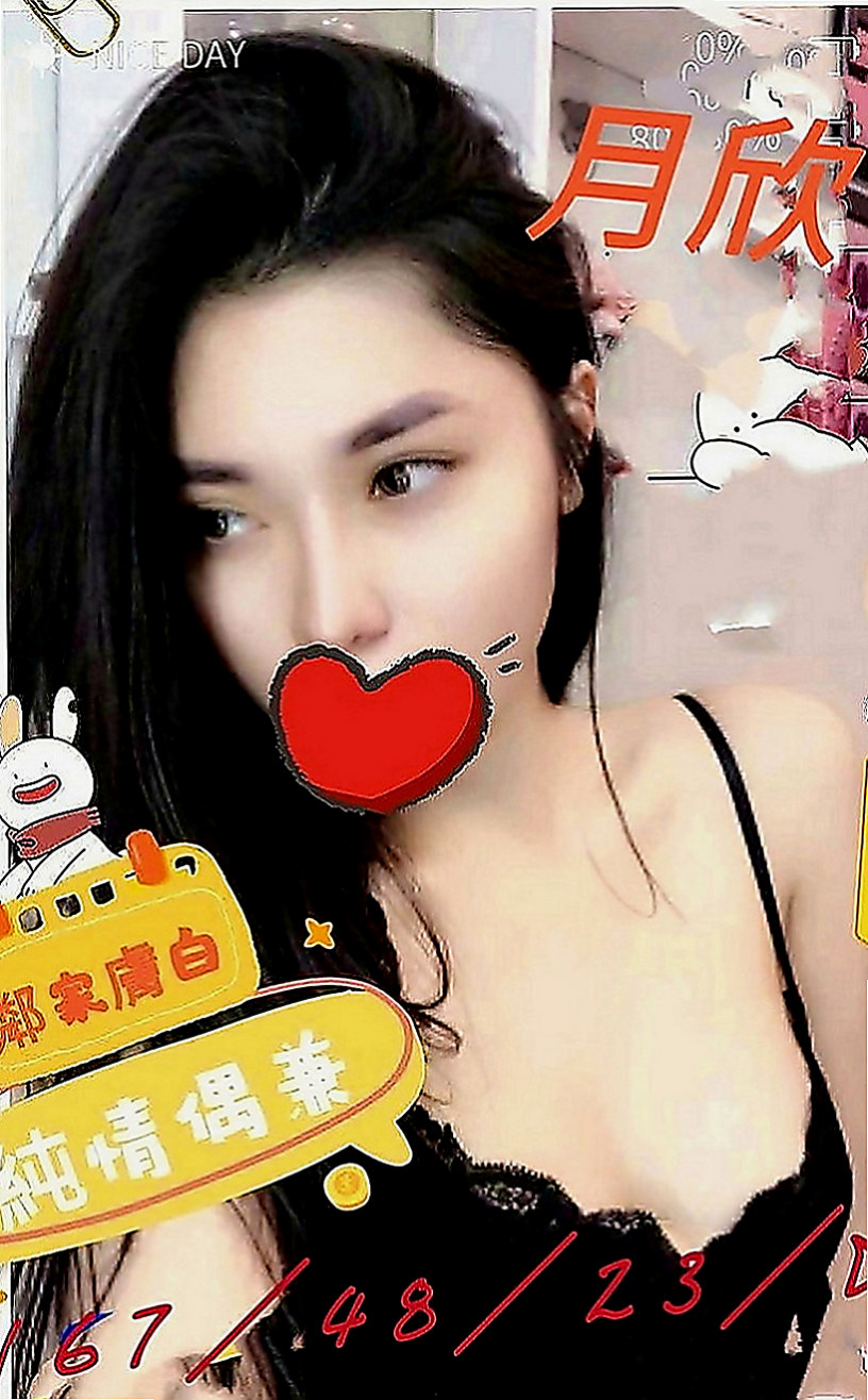 台南伴遊：晴天 |模特兼職|165cm|55kg|E罩杯|23歲|妹妹還想在浴室裡愛愛 說很有情趣唷想試嗎？  一個會老漢推車 一個火車便當 兩個一搭一合