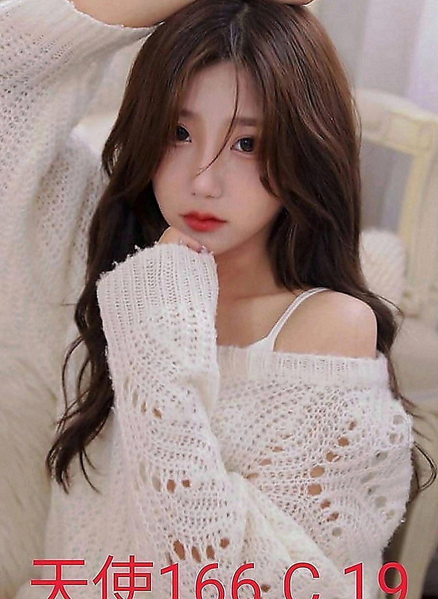 外埔找小姐：芷心 |空姐兼職|163cm|53kg|E罩杯|20歲|熱情主動 就像是在和女優做愛一樣的感覺   床上乖巧型的 很放得開不拘束也很好聊天
