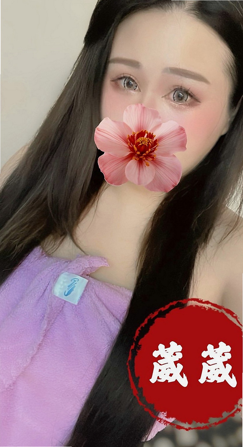 五股外出：安娜 |特兒新生|164cm|53kg|C罩杯|18歲|特別服務給摳穴 氣氛贊哦 性福找小星星幸福唷！！！