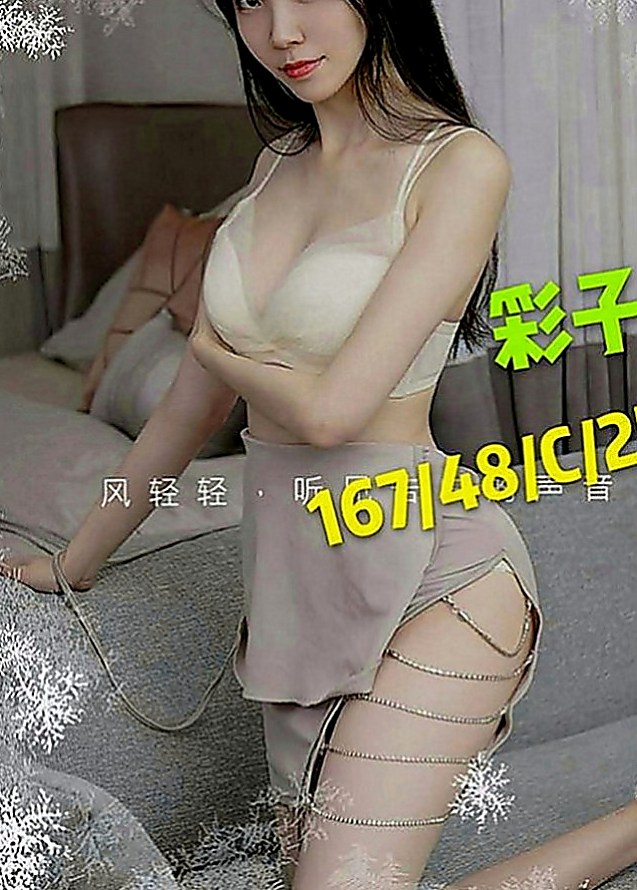 大甲外約服務：貝蒂 |長榮空姐|165cm|43kg|C罩杯|22歲|身材保養的很好，很有柔韌性，小腿很有力~身材很火爆，很性感微肉 恨不得馬上吃上一口