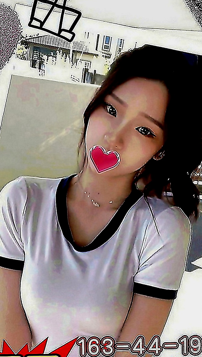 大里找小姐：南蓮 |風騷學生奶妹|166cm|47kg|E罩杯|19歲|不抽煙 / 淡妝怡人 / 辛苦了一年 喜歡一定要試試  想要的配合度超高 LG也配合
