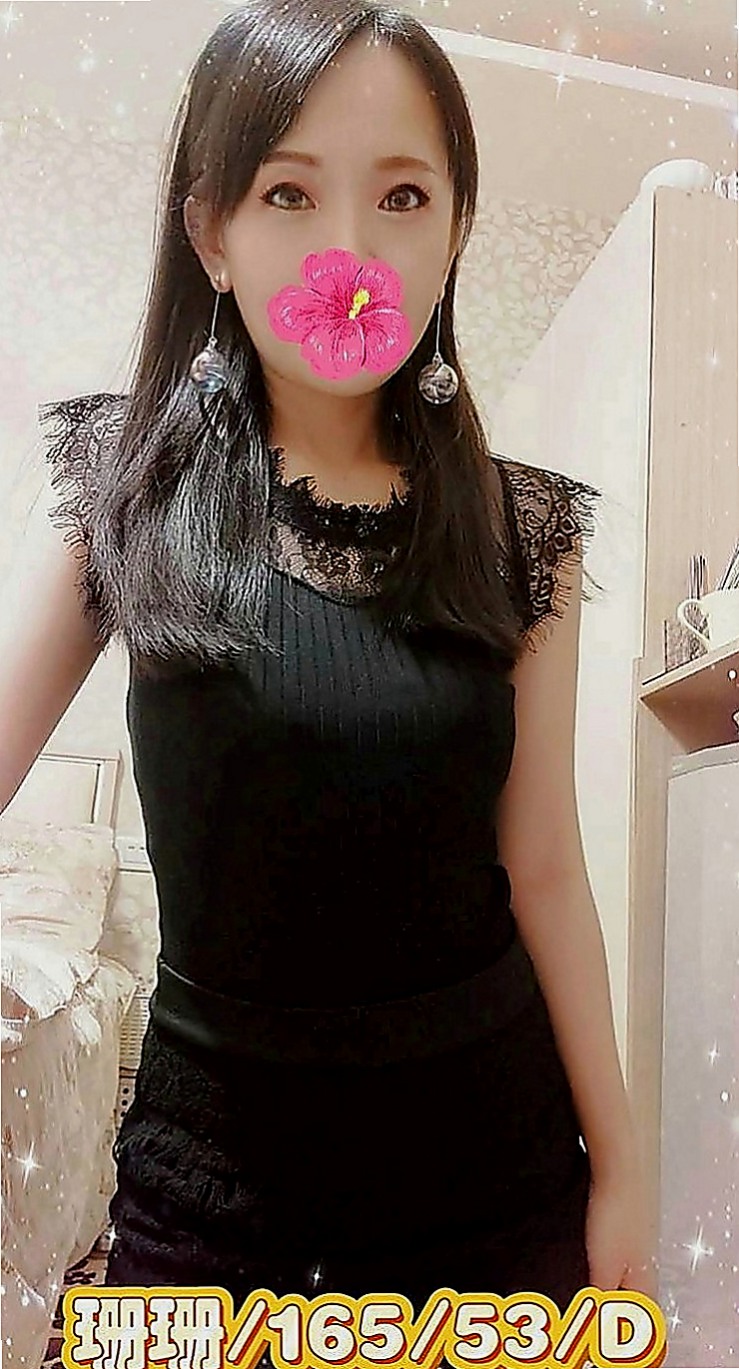 頭城外送茶莊：李心 |清純學妹|164cm|49kg|C罩杯|22歲|保養得很好 就是自己一個人在家閒的想要了 覺得自慰無趣想要出來找炮友玩但有怕不安全